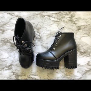 Platform ankle boots